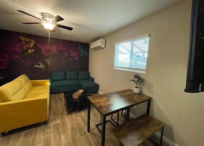Midtown 1br Stylish Unit D Phoenix